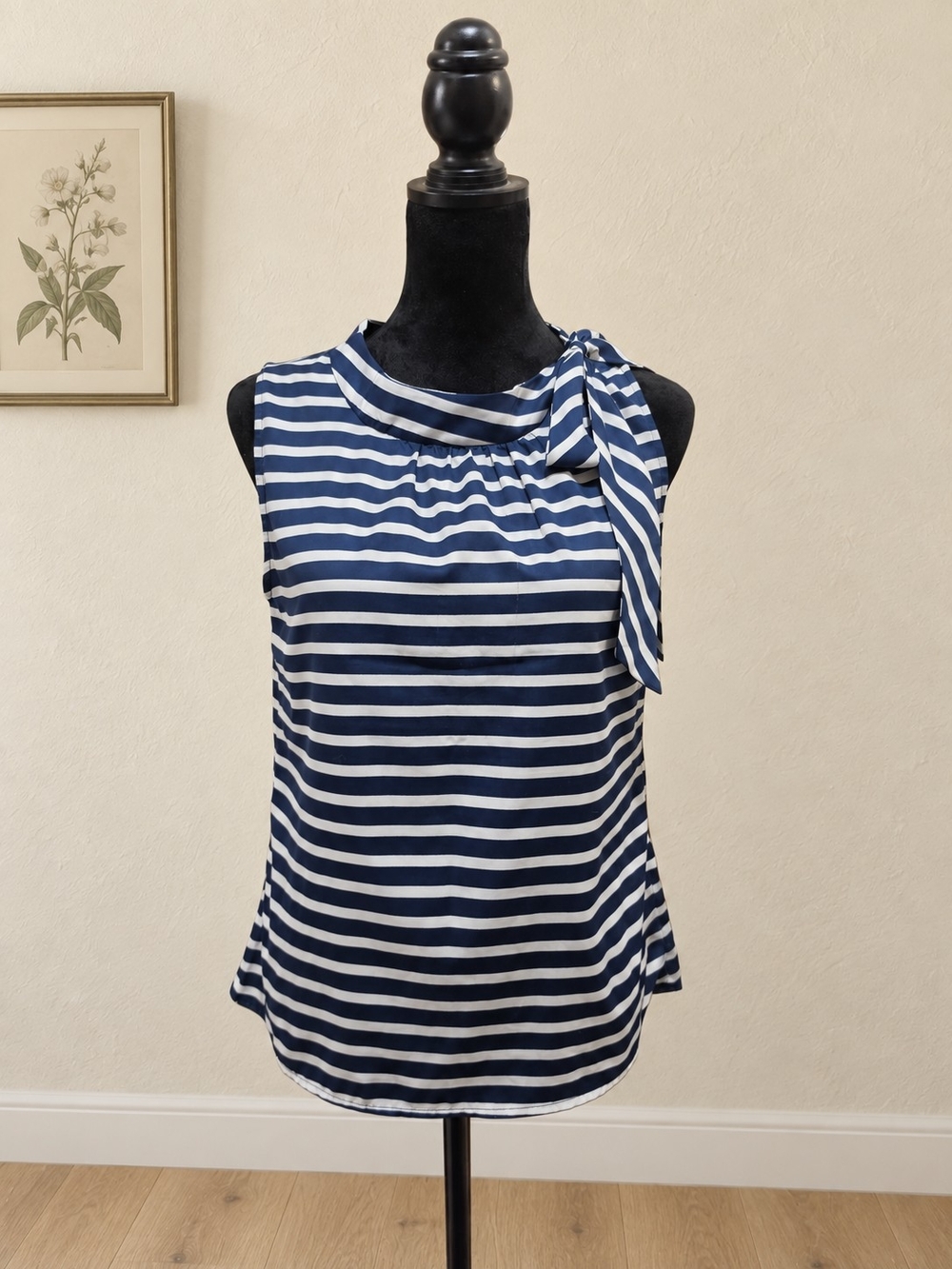 GAP Navy & White Bow Tie Top